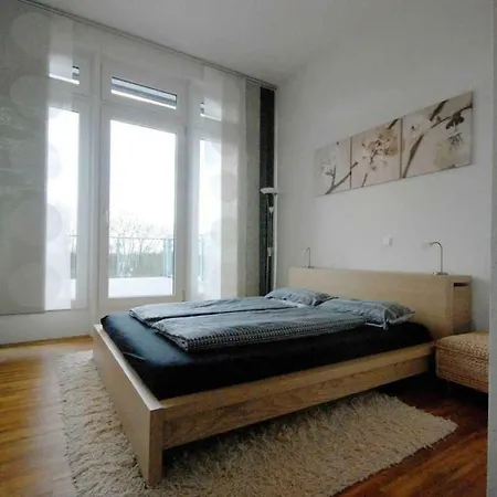 Apartment Exklusives Penthouse! Mit Wlan, Tiefgarage, 2 Fernseher Etc. Cologne
