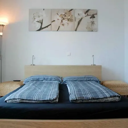 Exklusives Penthouse! Mit Wlan, Tiefgarage, 2 Fernseher Etc. Apartment *